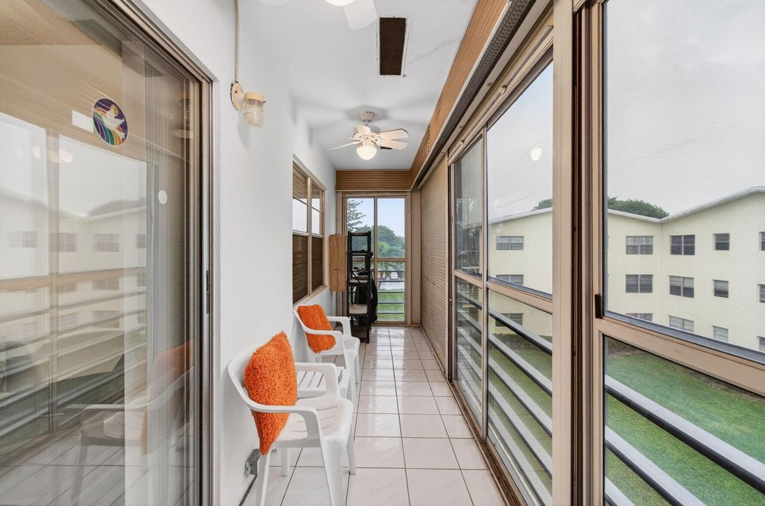 待售: $99,000 (2 贝兹, 1 浴室, 840 平方英尺)