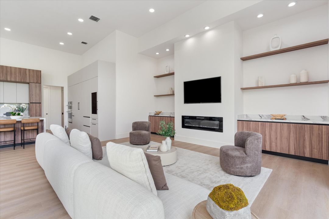 For Sale: $3,250,000 (3 beds, 3 baths, 3385 Square Feet)