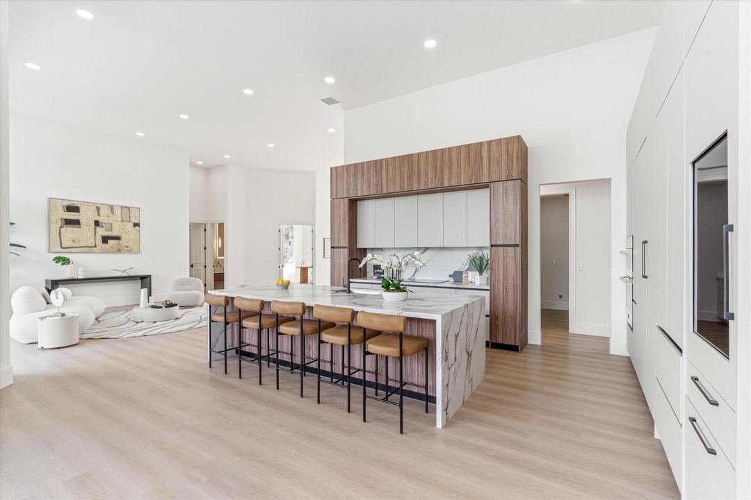 For Sale: $3,250,000 (3 beds, 3 baths, 3385 Square Feet)