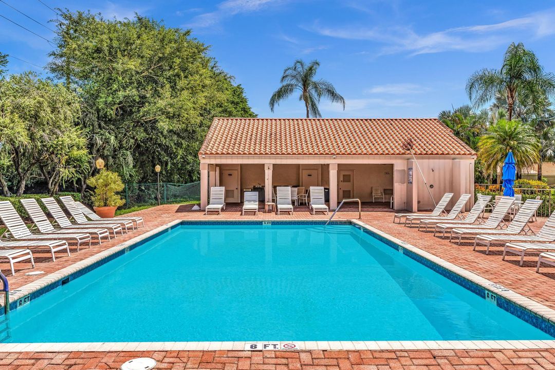 En Venta: $660,000 (3 camas, 2 baños, 1599 Pies cuadrados)