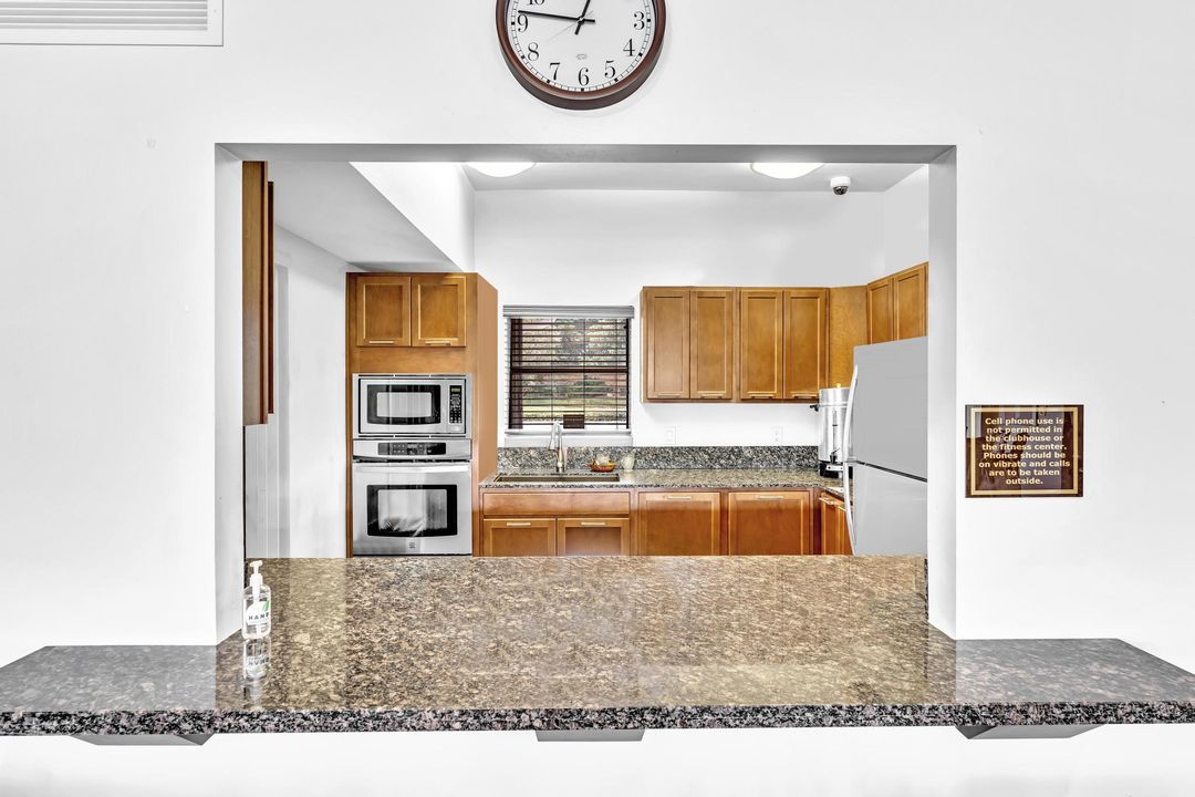 En Venta: $660,000 (3 camas, 2 baños, 1599 Pies cuadrados)