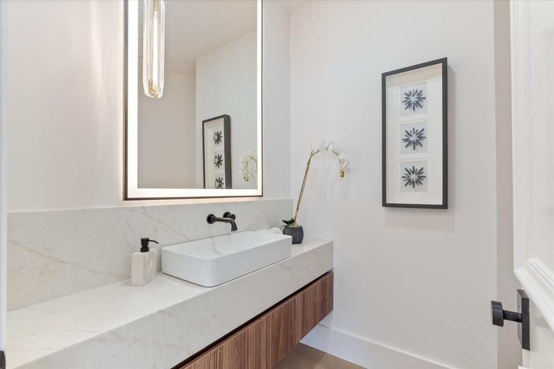 For Sale: $3,250,000 (3 beds, 3 baths, 3385 Square Feet)