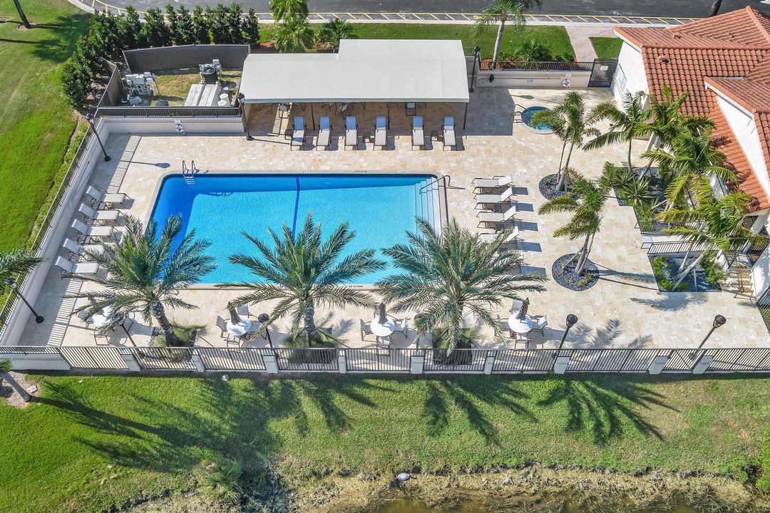 En Venta: $660,000 (3 camas, 2 baños, 1599 Pies cuadrados)