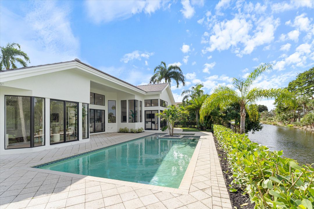 For Sale: $3,250,000 (3 beds, 3 baths, 3385 Square Feet)