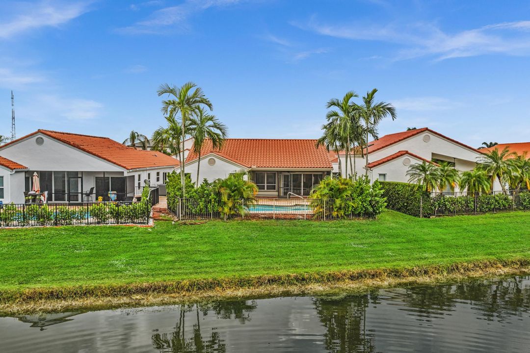 En Venta: $660,000 (3 camas, 2 baños, 1599 Pies cuadrados)