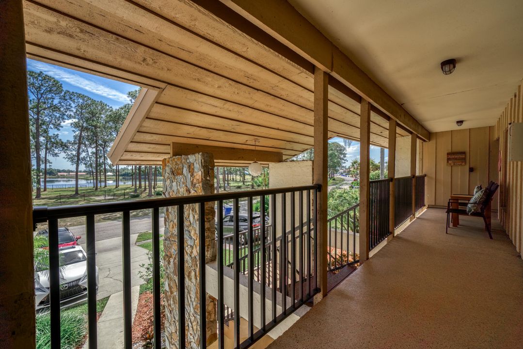 For Sale: $139,900 (2 beds, 2 baths, 1191 Square Feet)