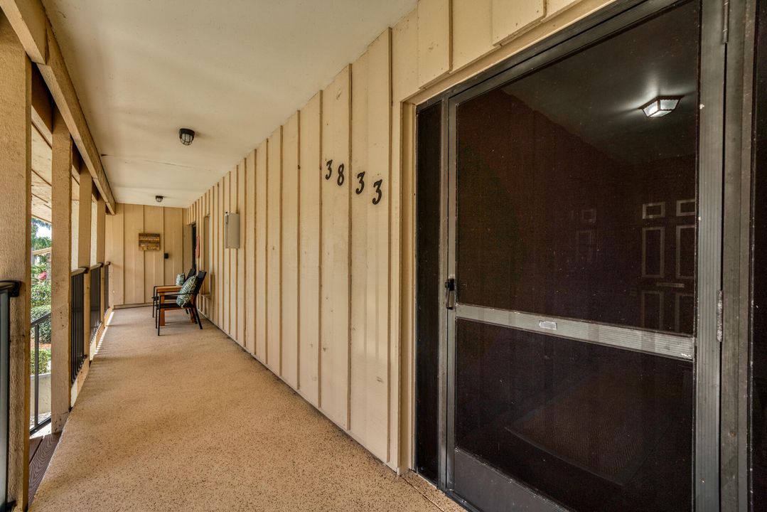 For Sale: $139,900 (2 beds, 2 baths, 1191 Square Feet)