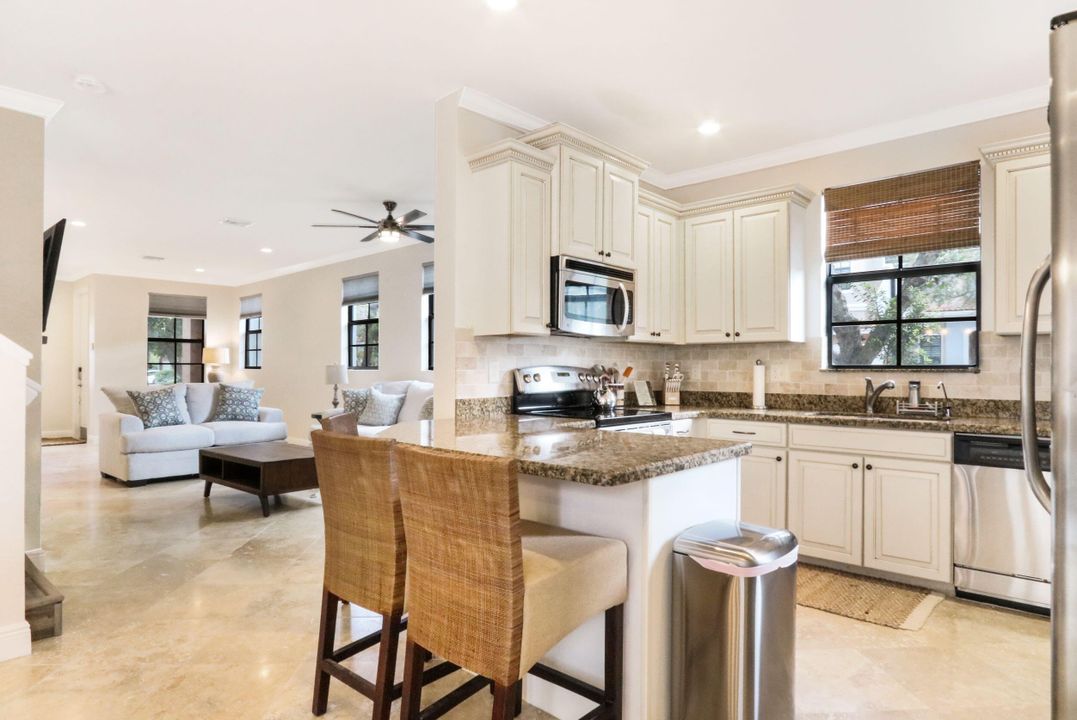 For Sale: $480,000 (3 beds, 2 baths, 1911 Square Feet)