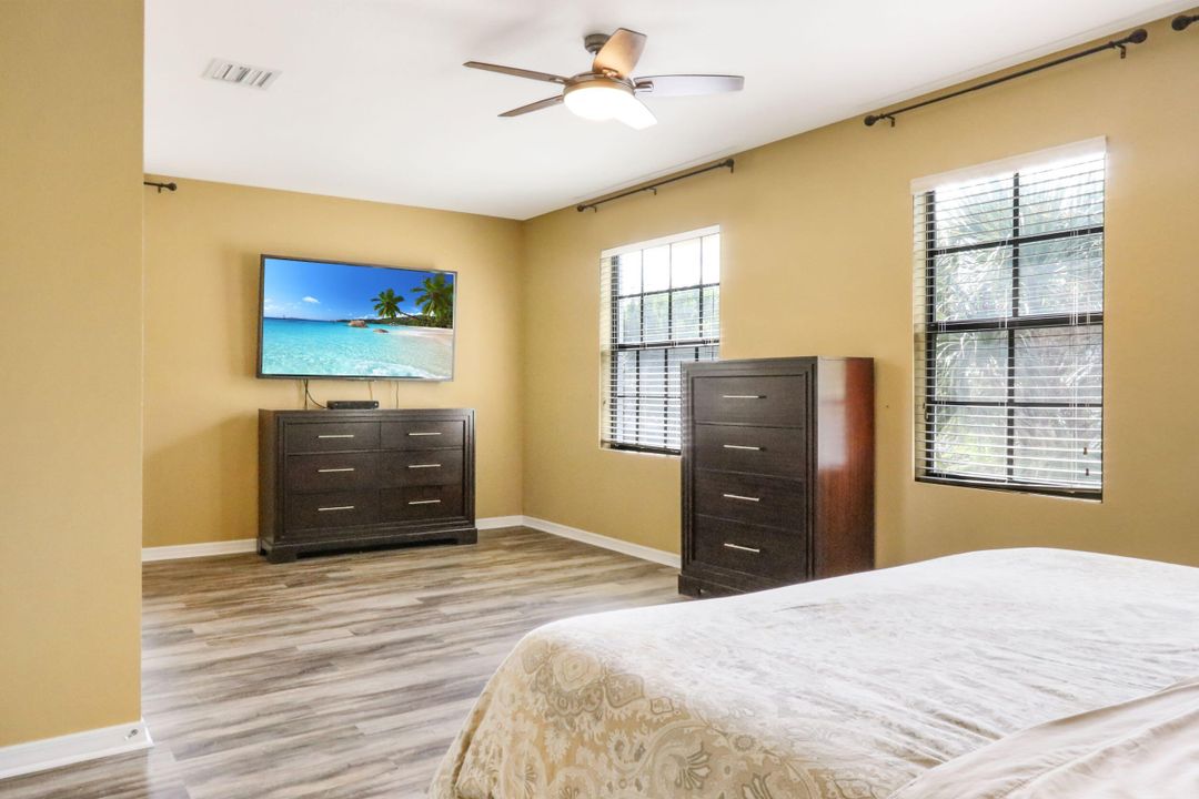 For Sale: $480,000 (3 beds, 2 baths, 1911 Square Feet)