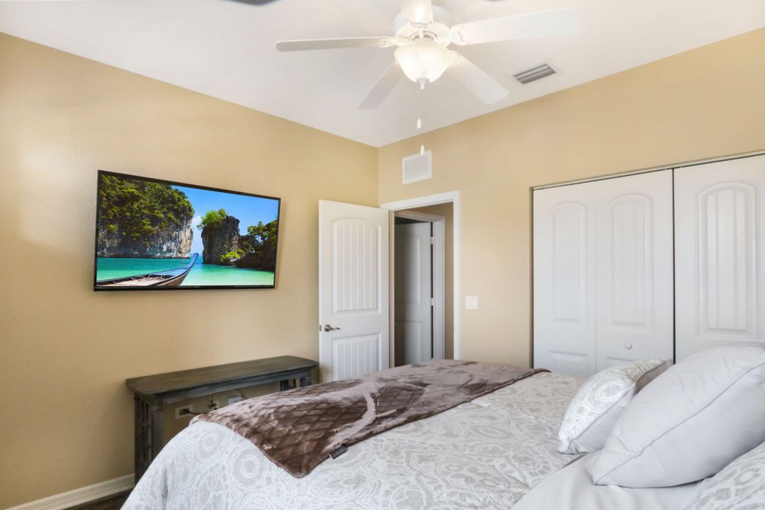 For Sale: $480,000 (3 beds, 2 baths, 1911 Square Feet)