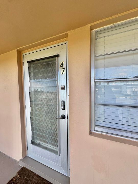 В аренду: $1,400 (1 спален, 1 ванн, 570 Квадратных фут)