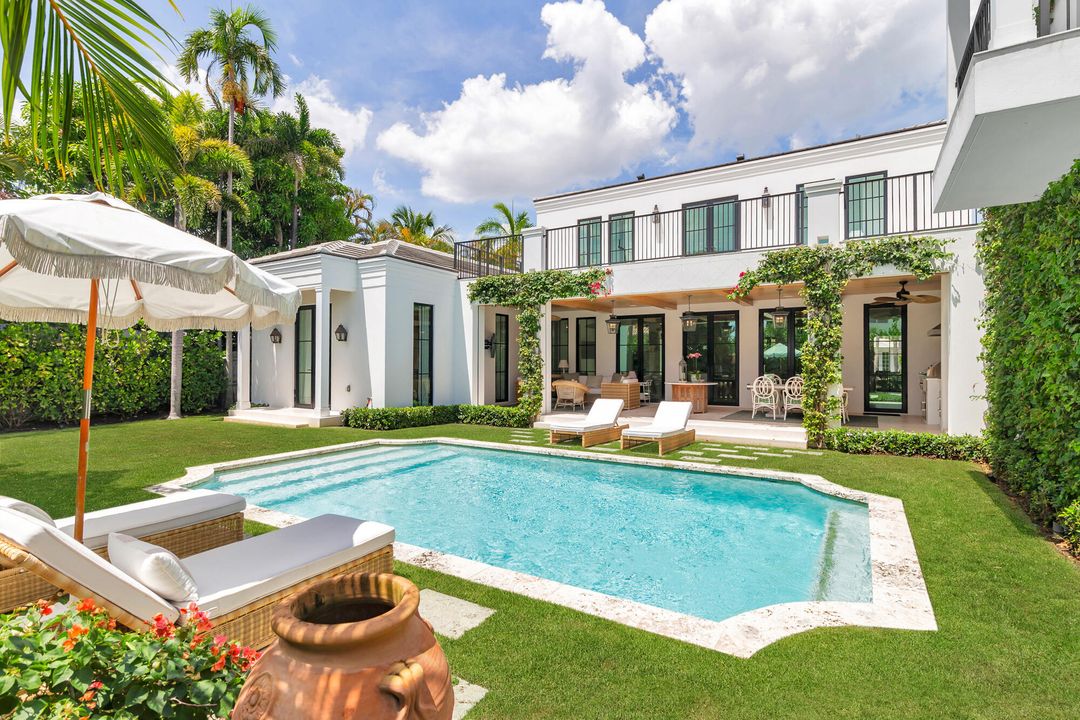 For Sale: $7,998,000 (5 beds, 5 baths, 4725 Square Feet)