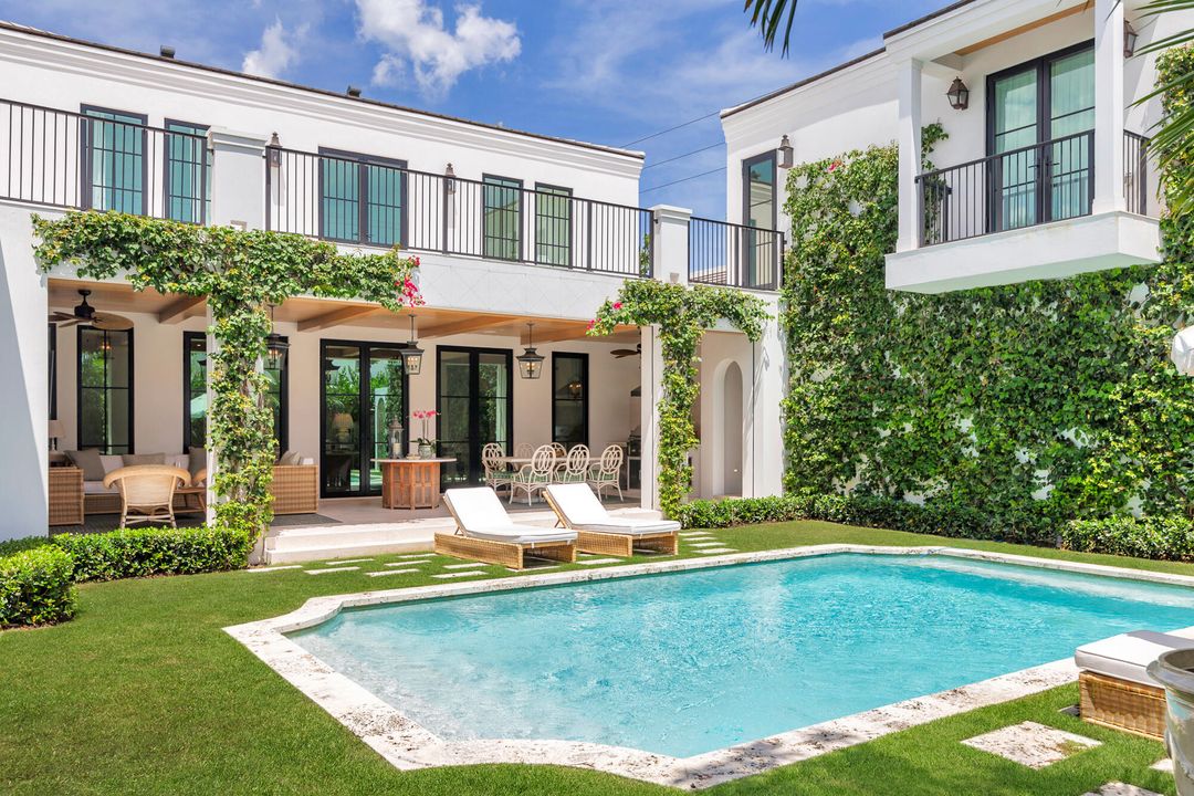 For Sale: $7,998,000 (5 beds, 5 baths, 4725 Square Feet)