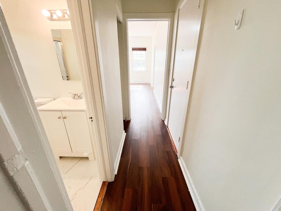 В аренду: $2,200 (1 спален, 1 ванн, 680 Квадратных фут)