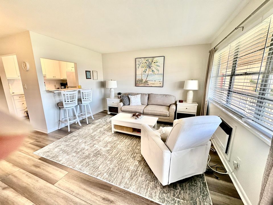 В аренду: $1,400 (1 спален, 1 ванн, 570 Квадратных фут)