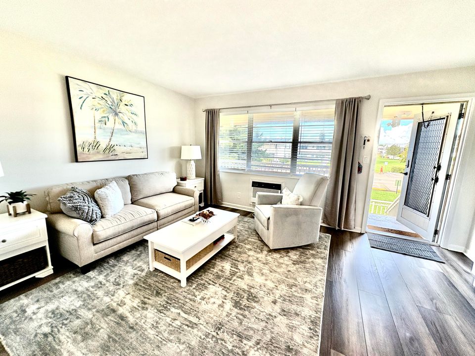 В аренду: $1,400 (1 спален, 1 ванн, 570 Квадратных фут)