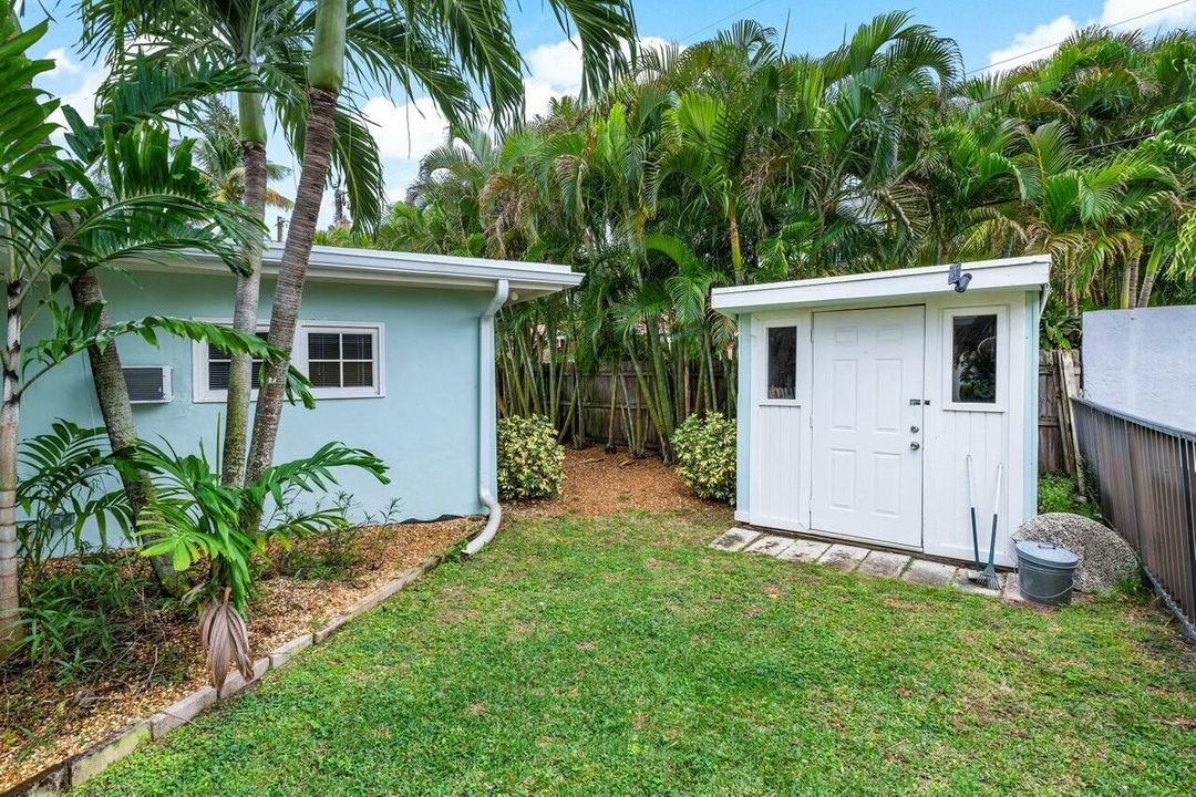 For Rent: $8,500 (3 beds, 3 baths, 1903 Square Feet)