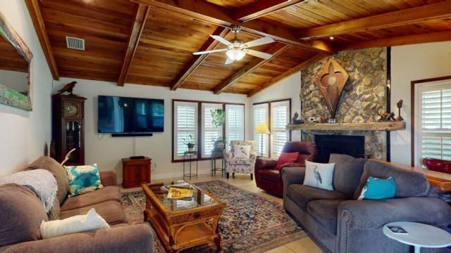 待售: $745,999 (3 贝兹, 2 浴室, 1897 平方英尺)