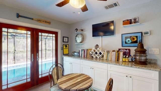 待售: $745,999 (3 贝兹, 2 浴室, 1897 平方英尺)