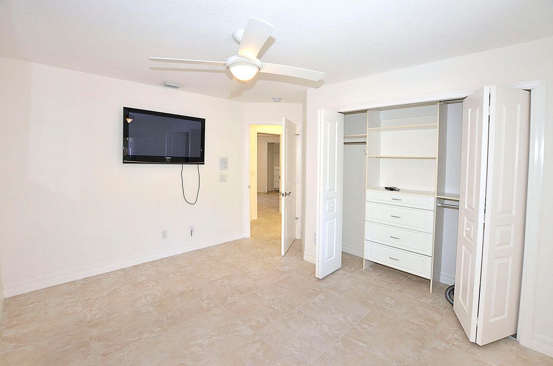 В аренду: $3,350 (4 спален, 2 ванн, 2484 Квадратных фут)