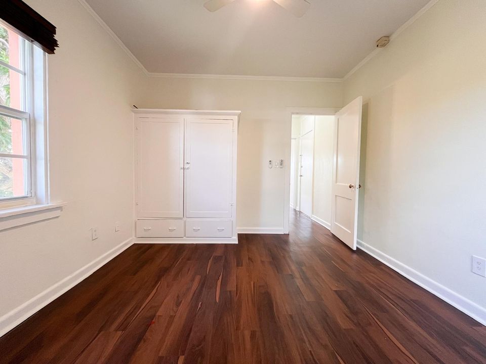 В аренду: $2,300 (1 спален, 1 ванн, 680 Квадратных фут)