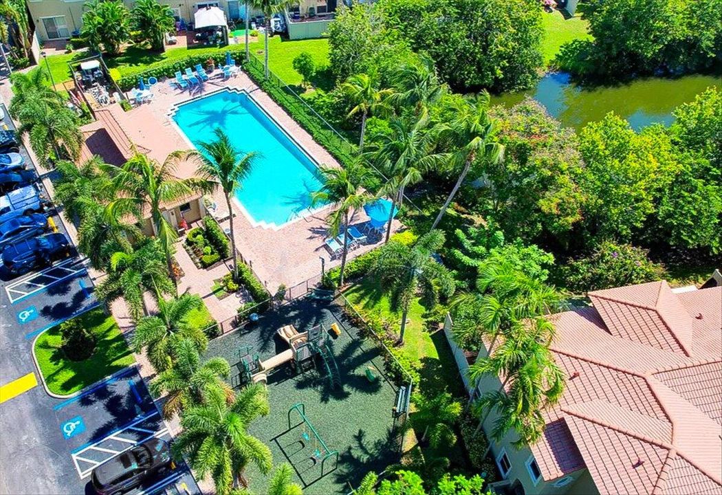 На продажу: $350,000 (3 спален, 2 ванн, 1523 Квадратных фут)