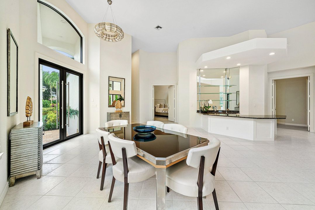 En Venta: $2,395,000 (3 camas, 4 baños, 2676 Pies cuadrados)