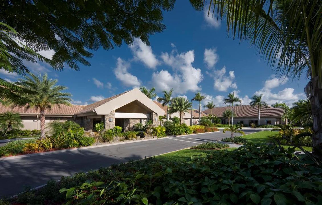 En Venta: $925,000 (3 camas, 2 baños, 2708 Pies cuadrados)