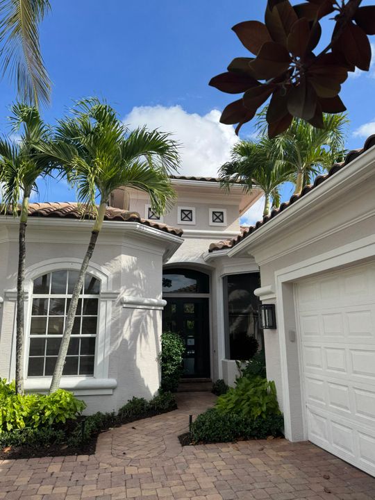 For Sale: $1,725,000 (3 beds, 3 baths, 2665 Square Feet)