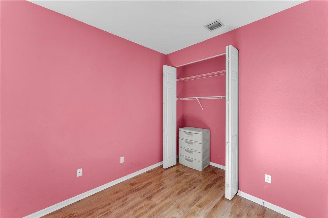 На продажу: $350,000 (3 спален, 2 ванн, 1523 Квадратных фут)