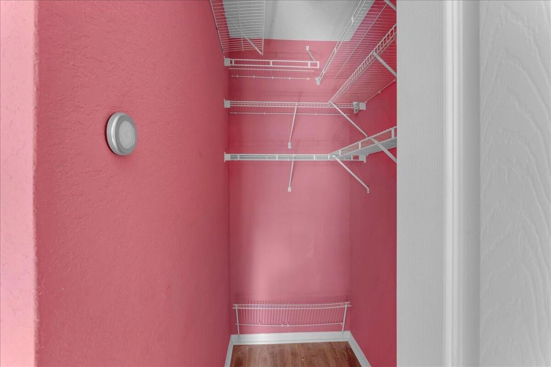 На продажу: $350,000 (3 спален, 2 ванн, 1523 Квадратных фут)