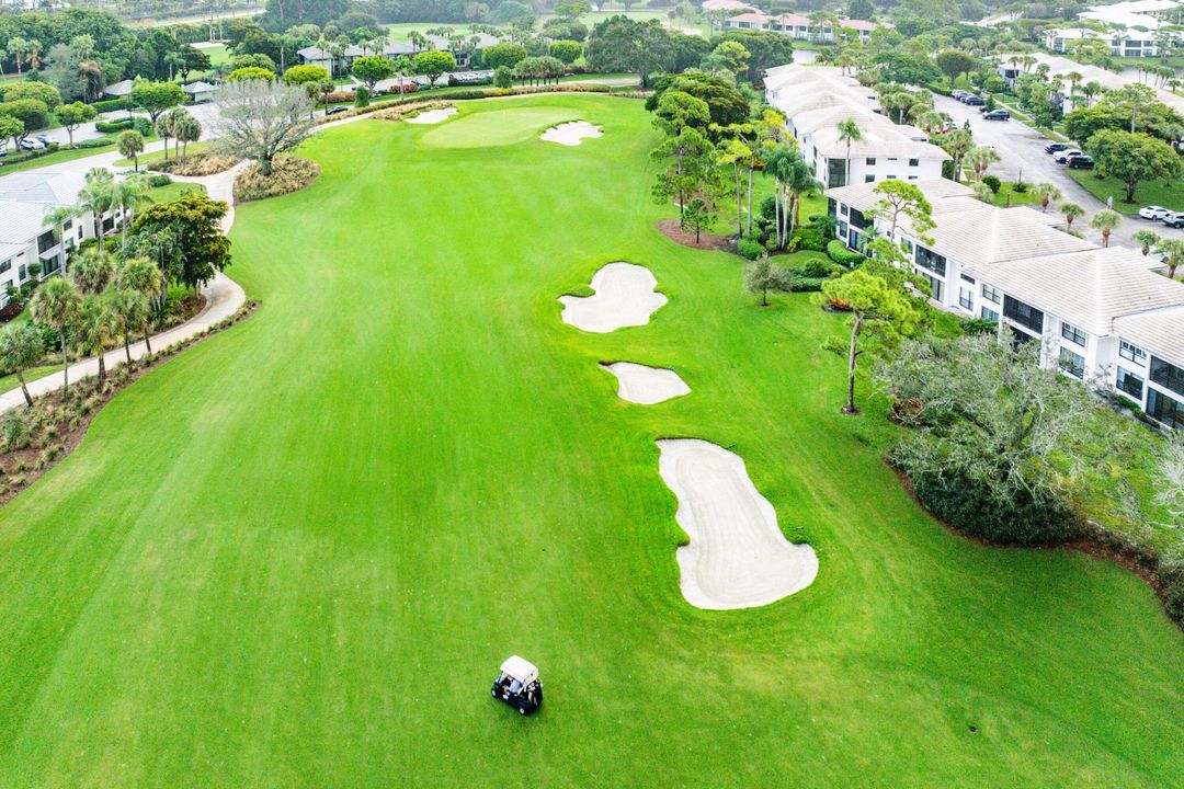 For Sale: $325,000 (2 beds, 2 baths, 1737 Square Feet)