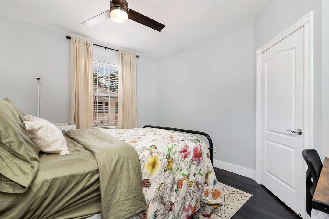 На продажу: $570,000 (3 спален, 2 ванн, 1611 Квадратных фут)