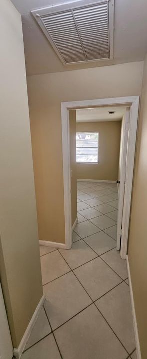 For Rent: $1,750 (2 beds, 1 baths, 1032 Square Feet)