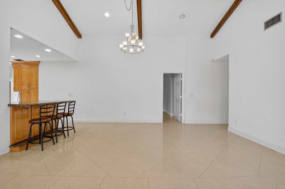 For Rent: $3,800 (2 beds, 2 baths, 1627 Square Feet)