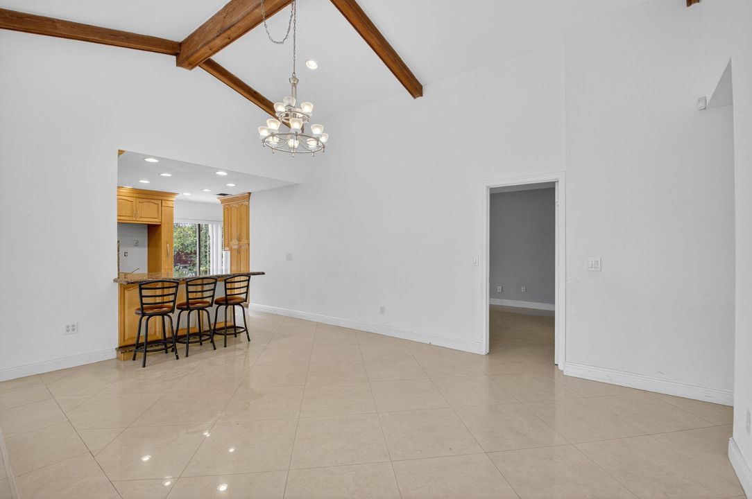 For Rent: $3,800 (2 beds, 2 baths, 1627 Square Feet)