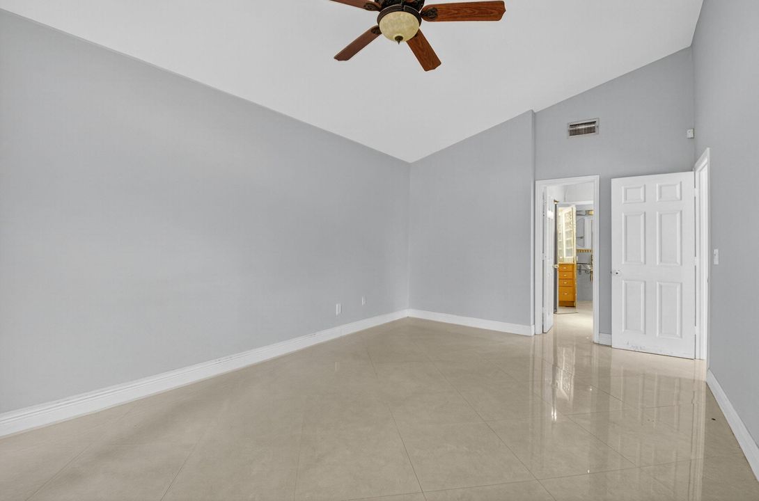 For Rent: $3,800 (2 beds, 2 baths, 1627 Square Feet)