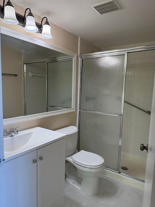 For Sale: $219,900 (2 beds, 2 baths, 1068 Square Feet)