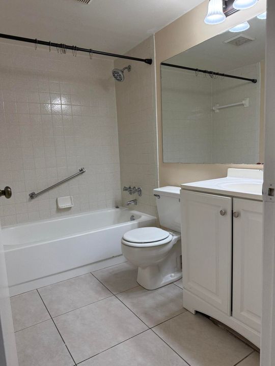 For Sale: $219,900 (2 beds, 2 baths, 1068 Square Feet)