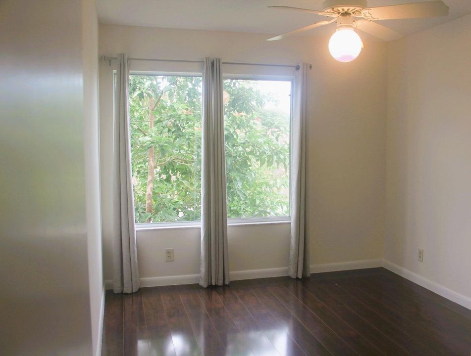 For Rent: $3,500 (3 beds, 2 baths, 1826 Square Feet)