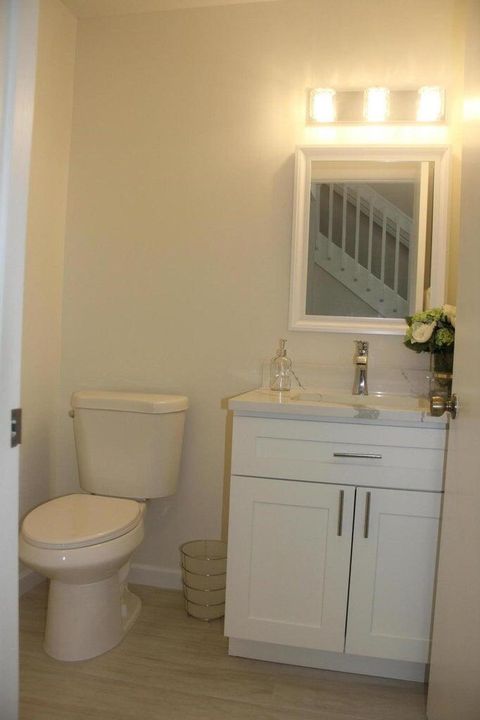 For Rent: $3,500 (3 beds, 2 baths, 1826 Square Feet)