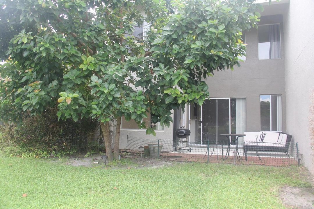 For Rent: $3,500 (3 beds, 2 baths, 1826 Square Feet)