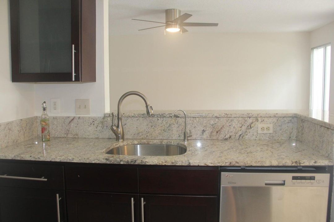 For Rent: $3,500 (3 beds, 2 baths, 1826 Square Feet)