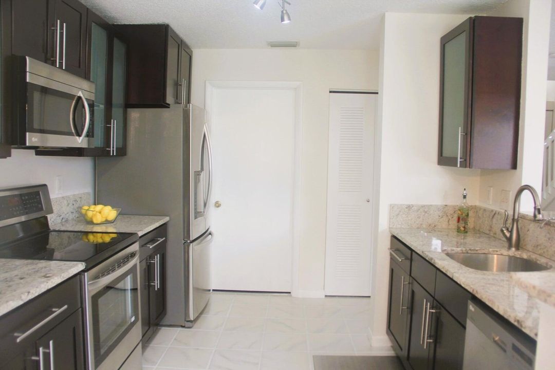 For Rent: $3,500 (3 beds, 2 baths, 1826 Square Feet)