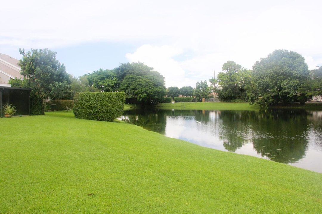 For Rent: $3,500 (3 beds, 2 baths, 1826 Square Feet)