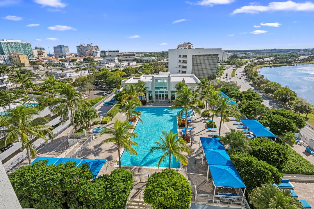 出租: $5,000 (1 贝兹, 1 浴室, 774 平方英尺)