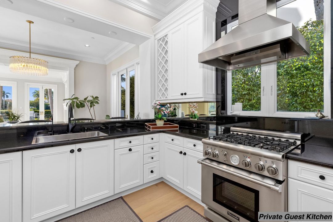 待售: $27,500,000 (6 贝兹, 9 浴室, 12055 平方英尺)