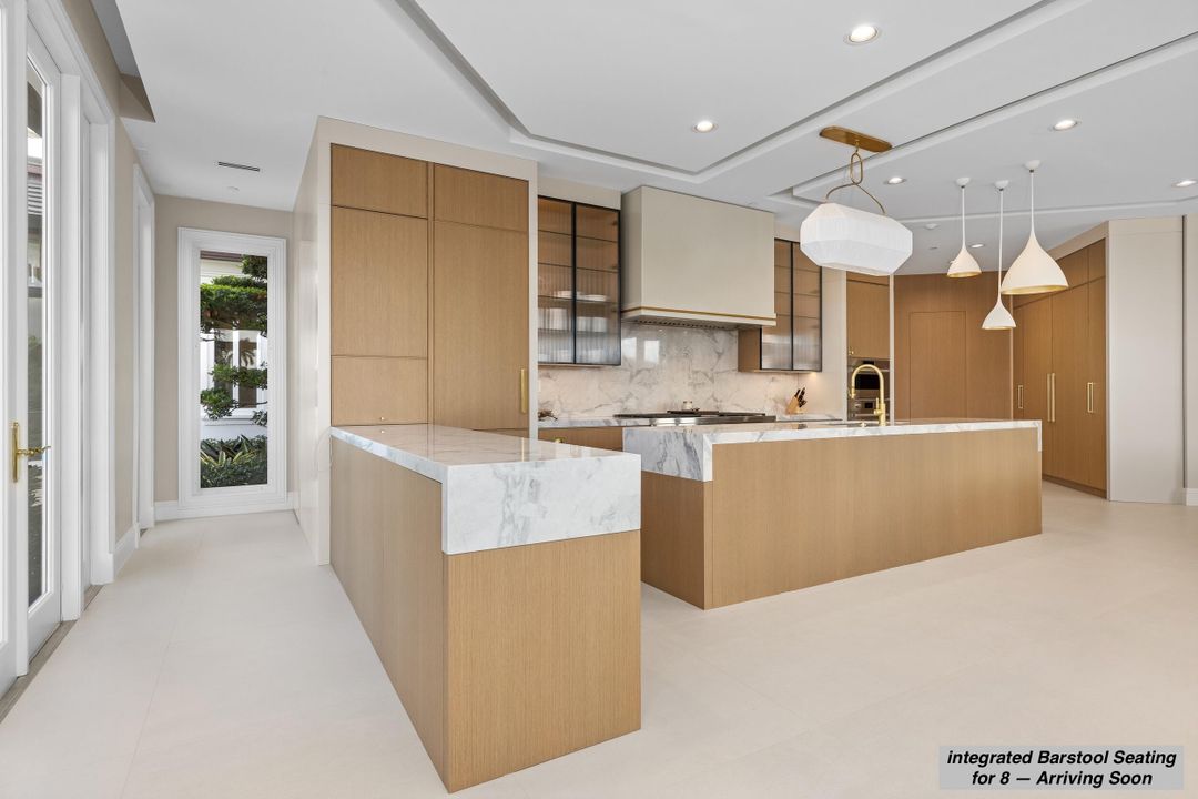 待售: $27,500,000 (6 贝兹, 9 浴室, 12055 平方英尺)