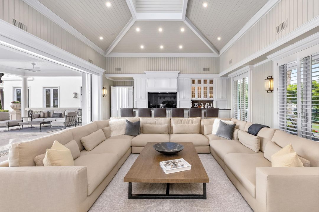 待售: $27,500,000 (6 贝兹, 9 浴室, 12055 平方英尺)