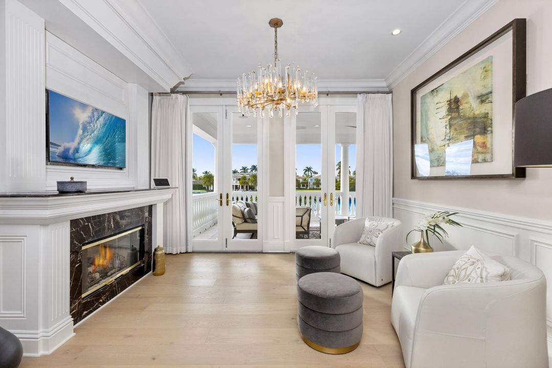 待售: $27,500,000 (6 贝兹, 9 浴室, 12055 平方英尺)